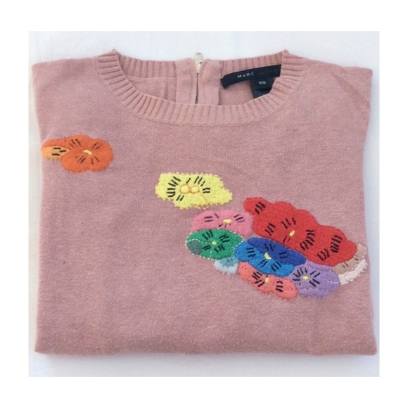 Marc Jacobs Sweaters - Marc Jacobs Blush flower embroidered sweater